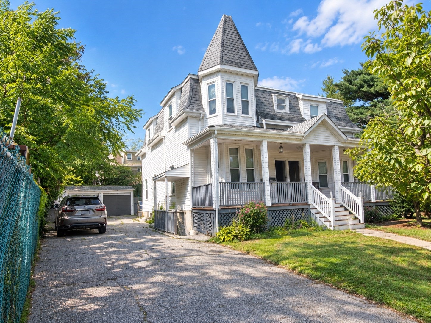 393 Faneuil St