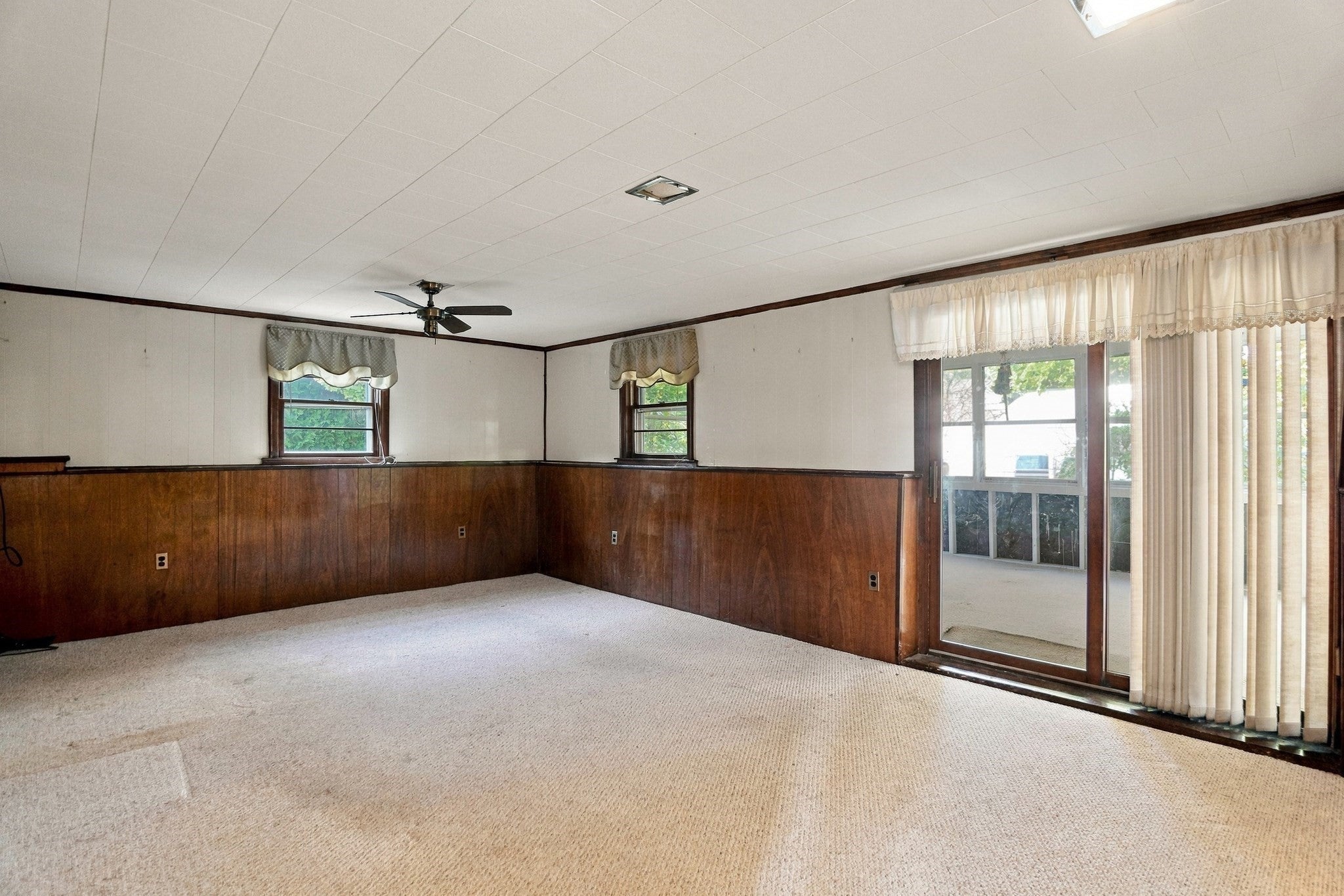48 W Spring St, Avon, MA Photo #26