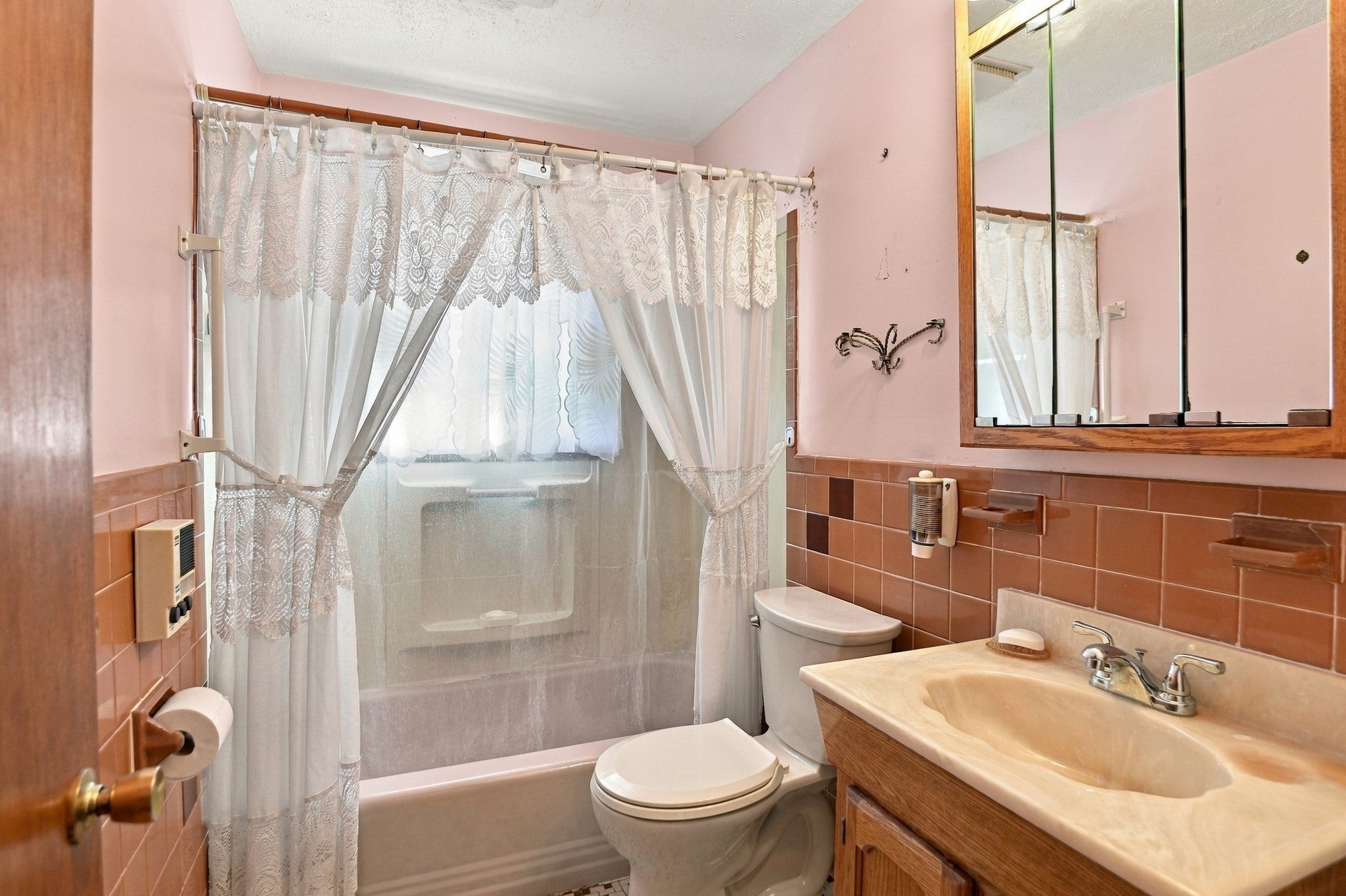 48 W Spring St, Avon, MA Photo #15