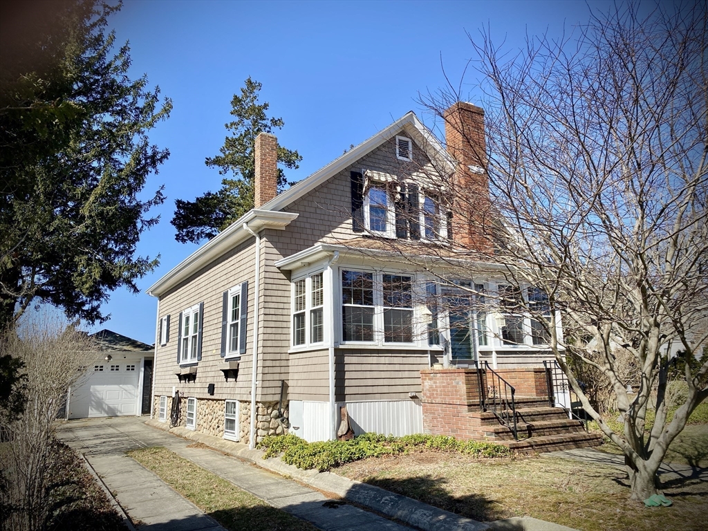40 Castle Ave