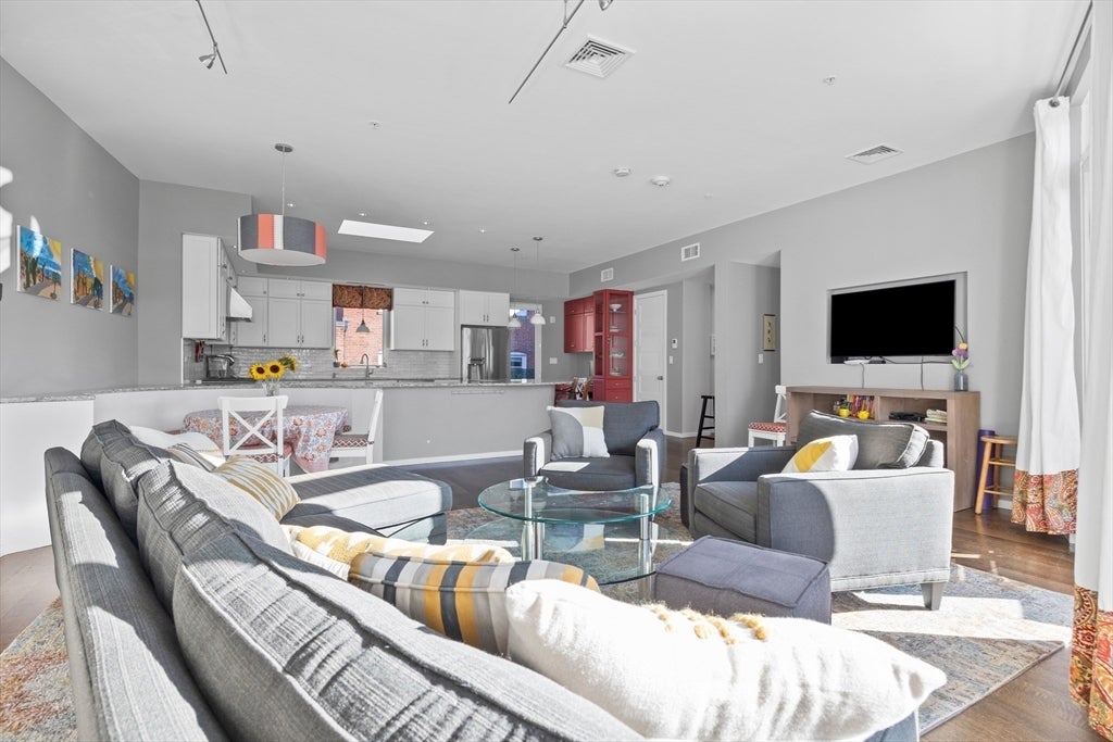 133 Salem St #PH, Boston, MA Photo #8