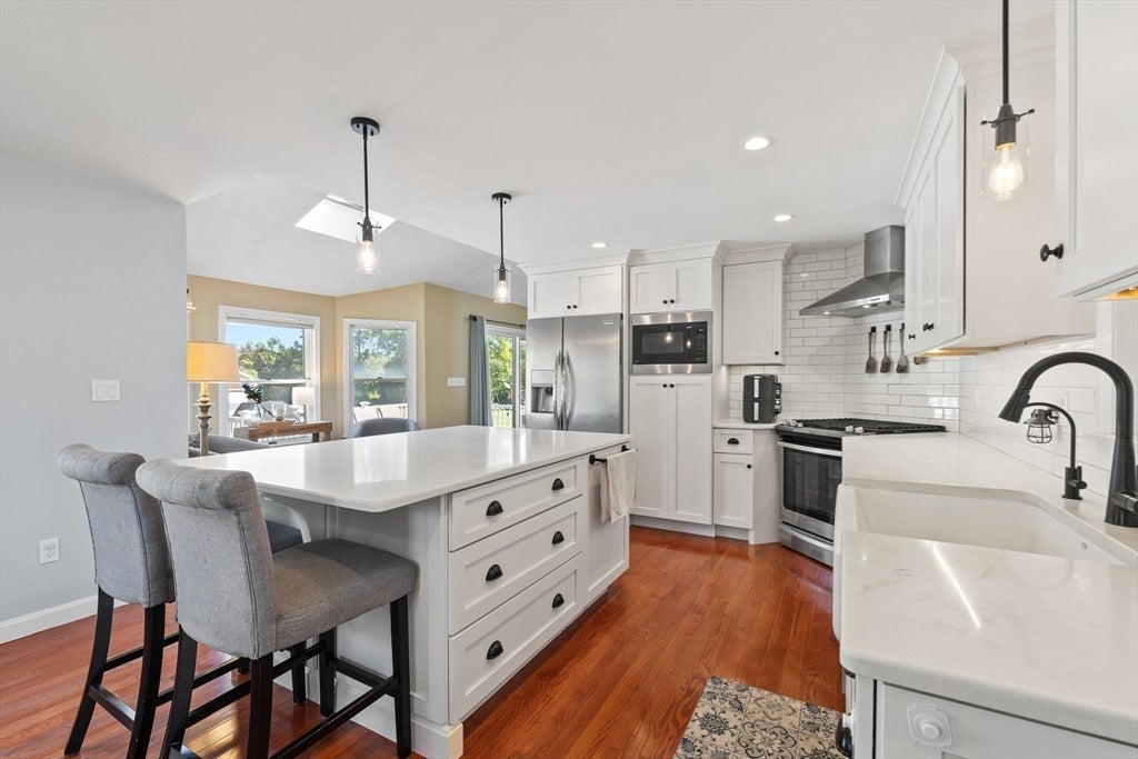 4 Indian Brook Rd