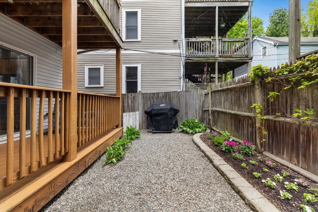 458 East 8th Street #1, Boston, MA Photo #18