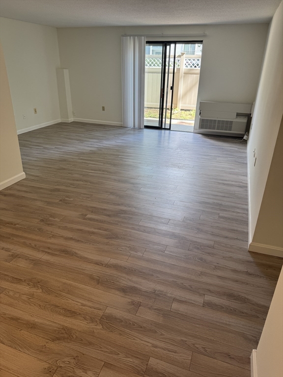 15 Village Rock Lane 1