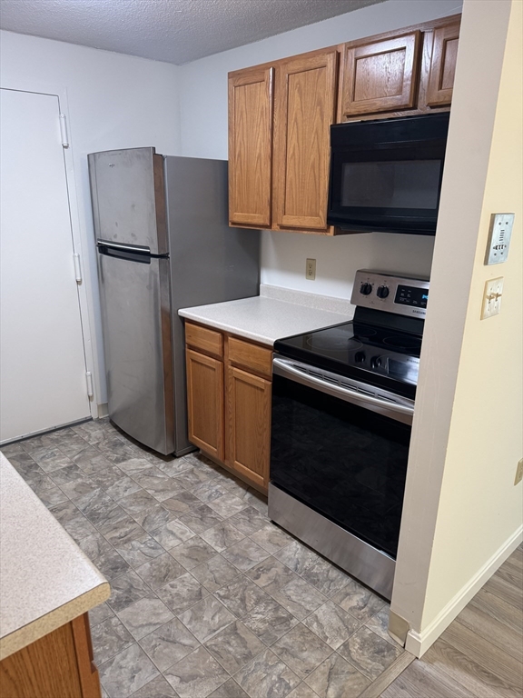 15 Village Rock Lane 1