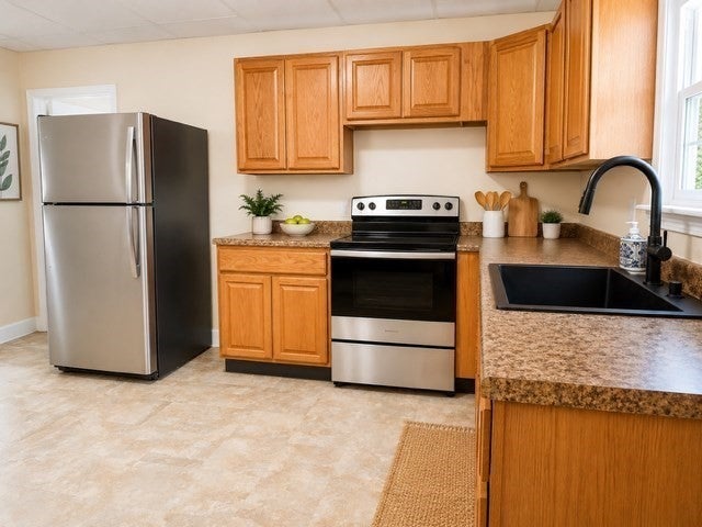 738 Crescent St, East Bridgewater, MA, 738 Crescent St, East Bridgewater, MA Photo #10