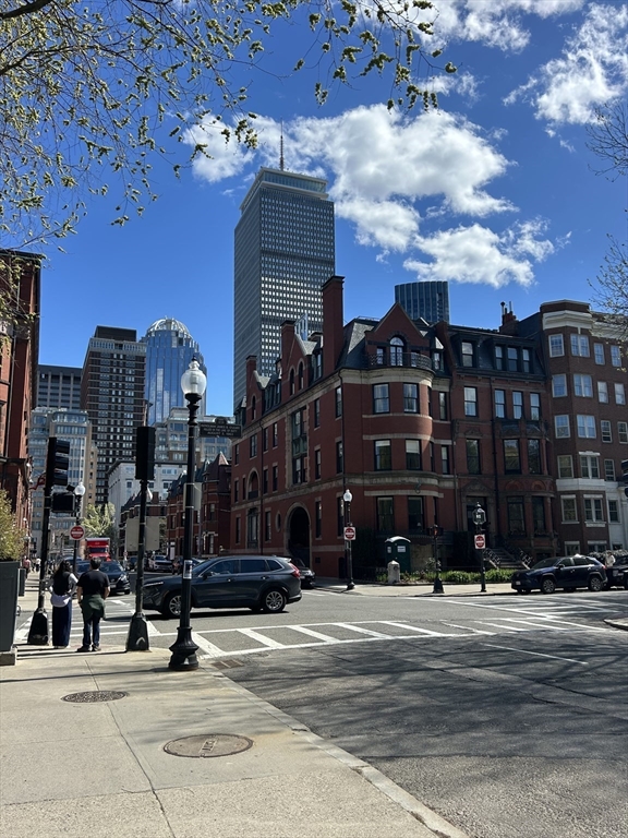 351 Beacon St 5