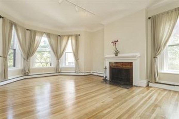351 Beacon St 5