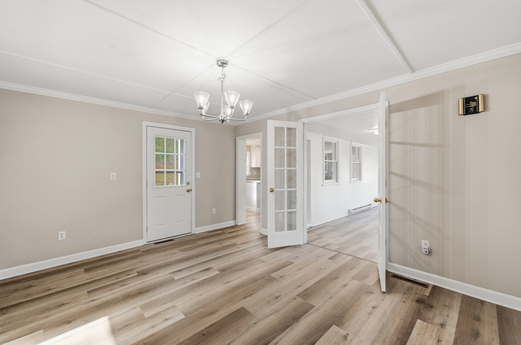 28 W Prescott St