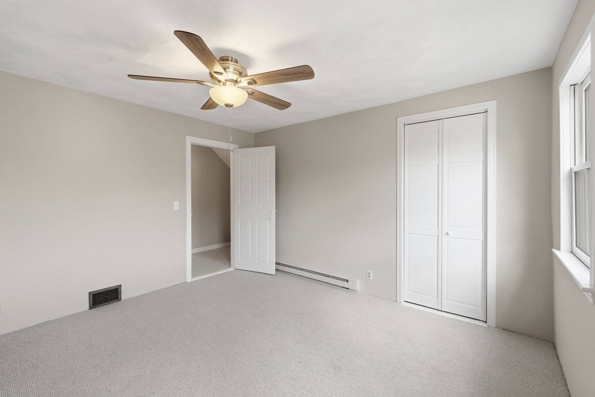 28 W Prescott St, Westford, MA, 28 W Prescott St, Westford, MA Photo #10