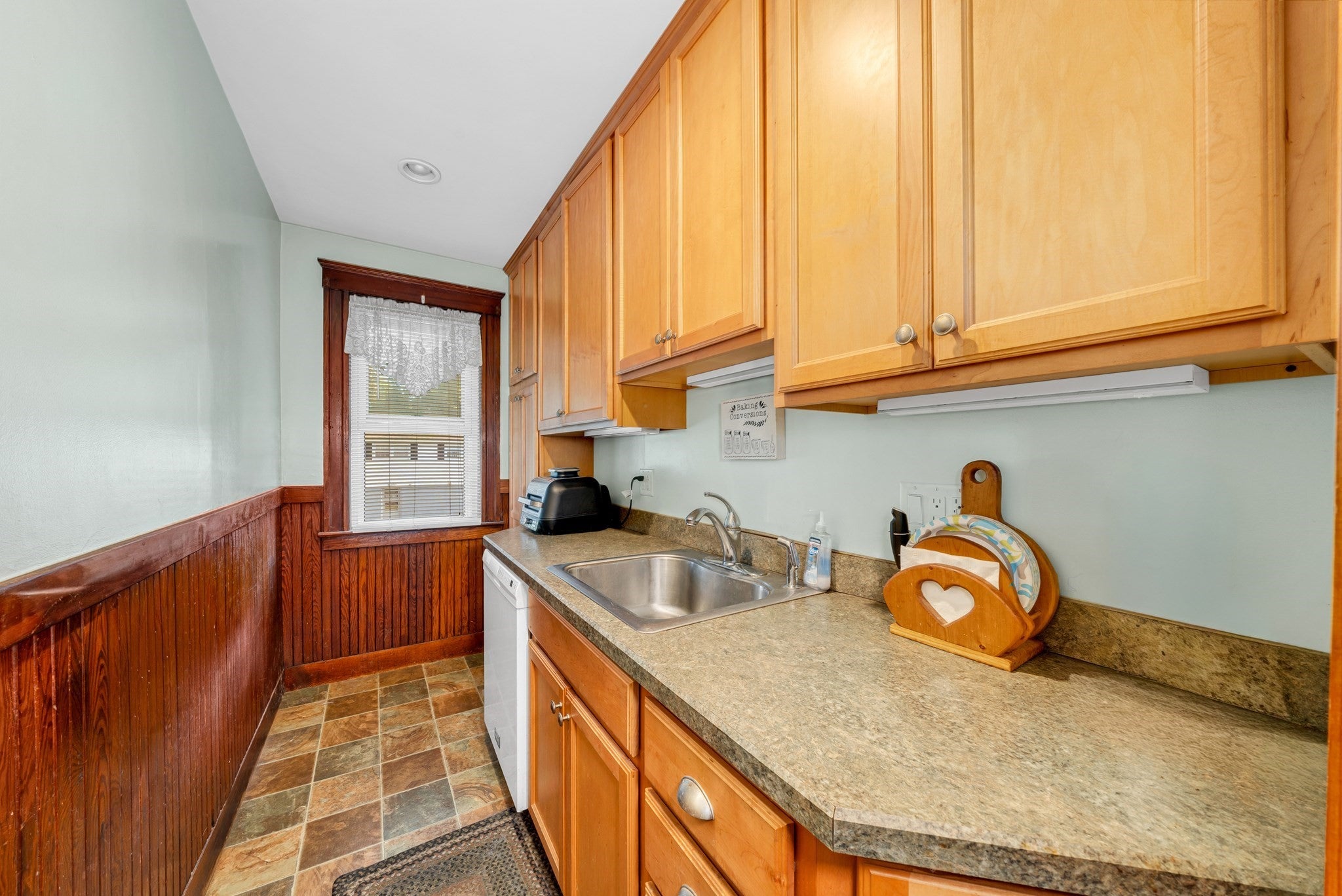 74-76 Sylvester Street, Lawrence, MA Photo #29