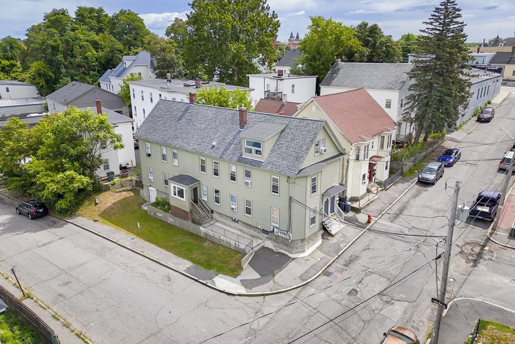 22 Grand St