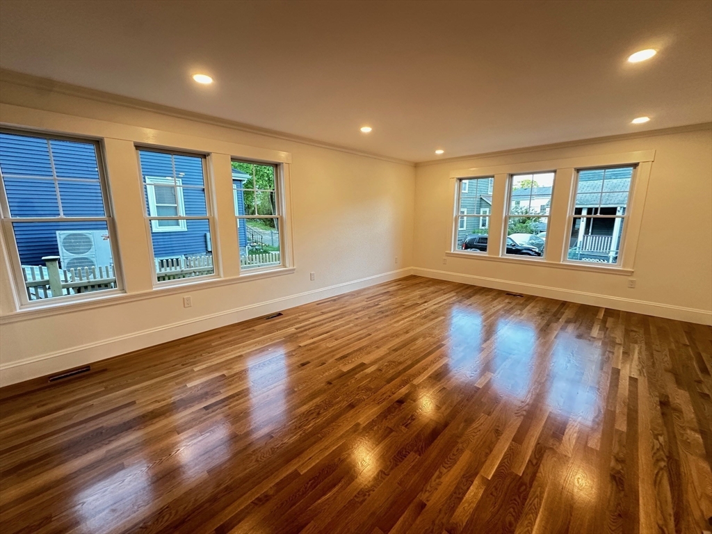 2 Wilkins Place