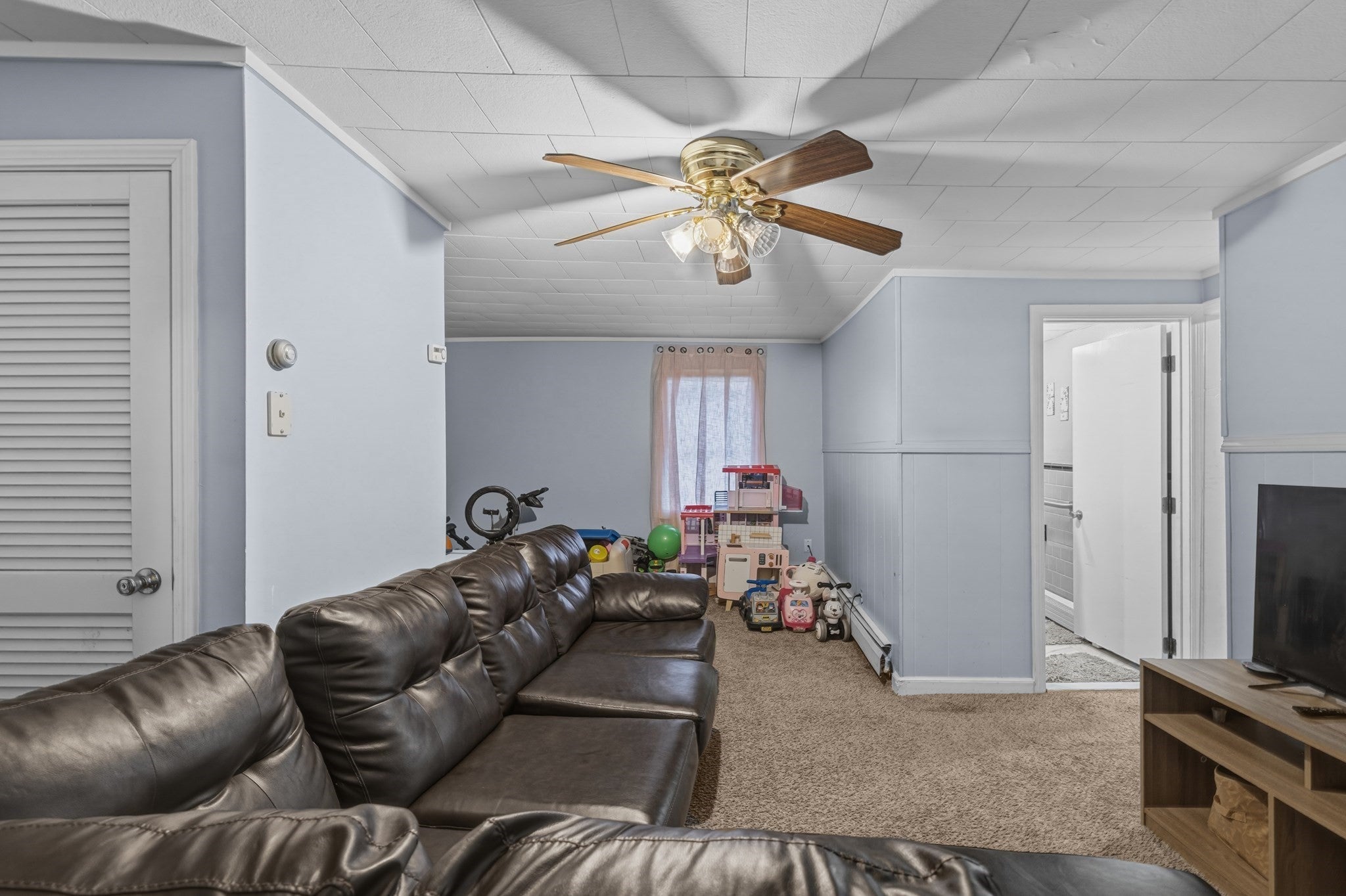 144 Choate St, Fall River, MA Photo #12