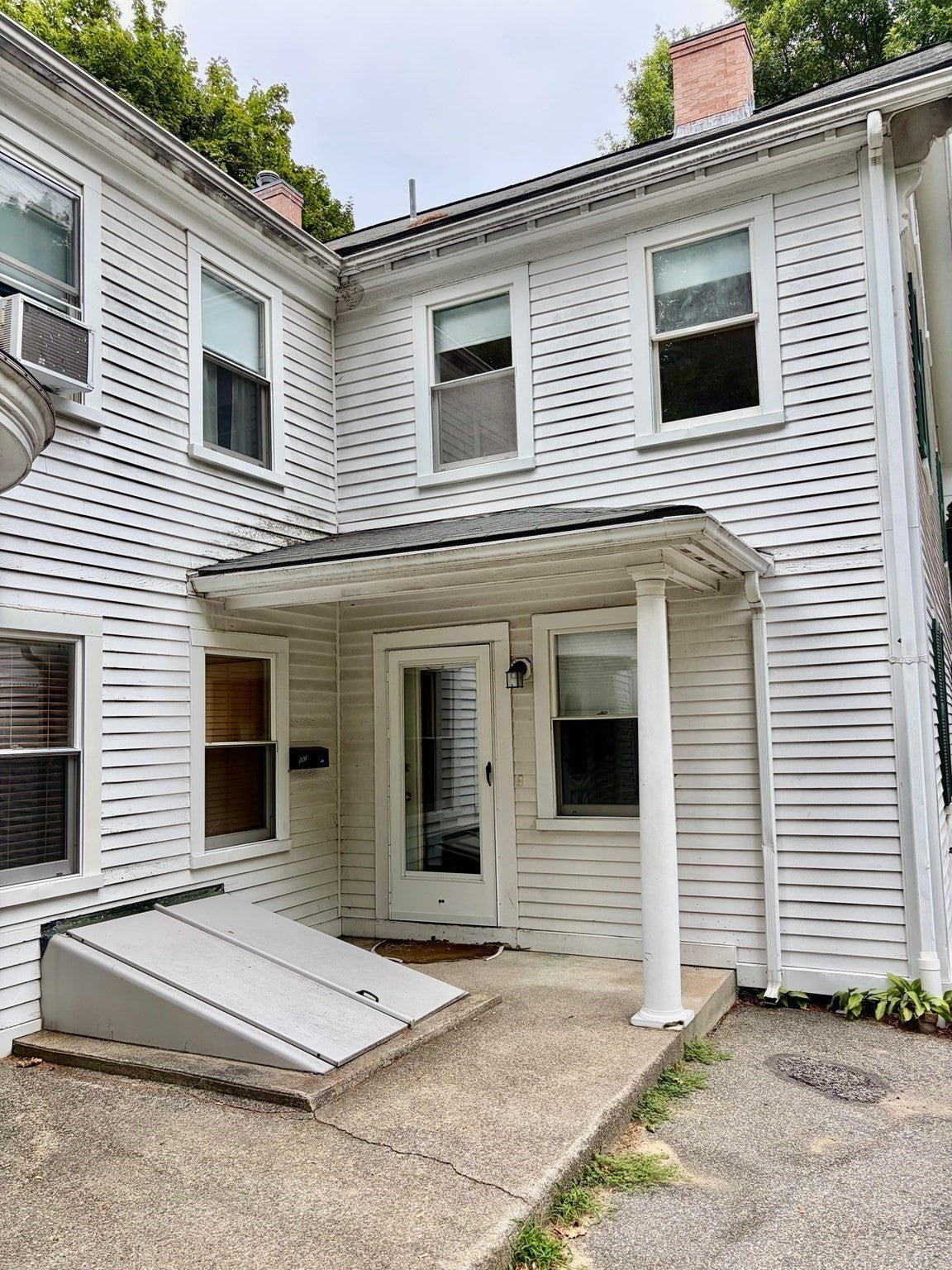 582 Massachusetts Avenue Front, Lexington, MA, 582 Massachusetts Avenue Front, Lexington, MA Photo #12