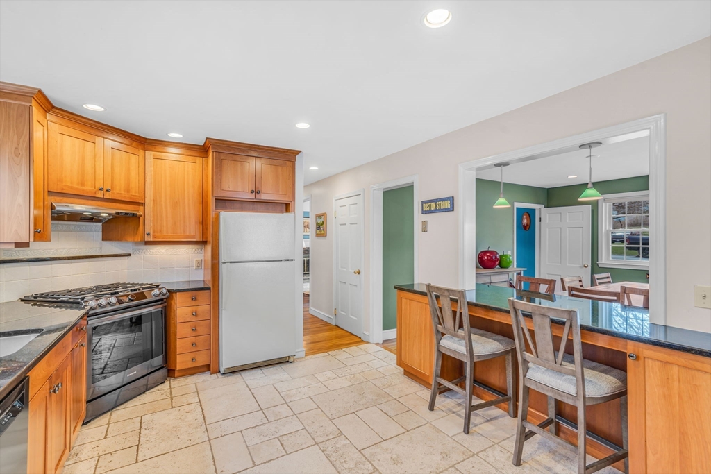 7 Eastview Rd