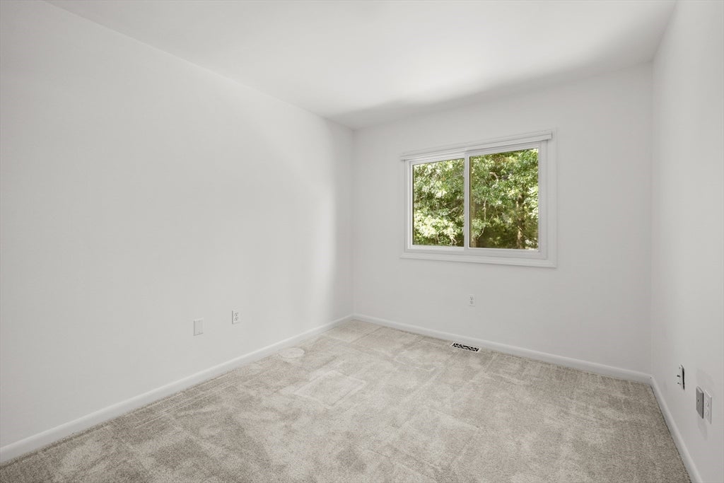 164 Greenbrook Dr #164, Stoughton, MA, 164 Greenbrook Dr #164, Stoughton, MA Photo #20