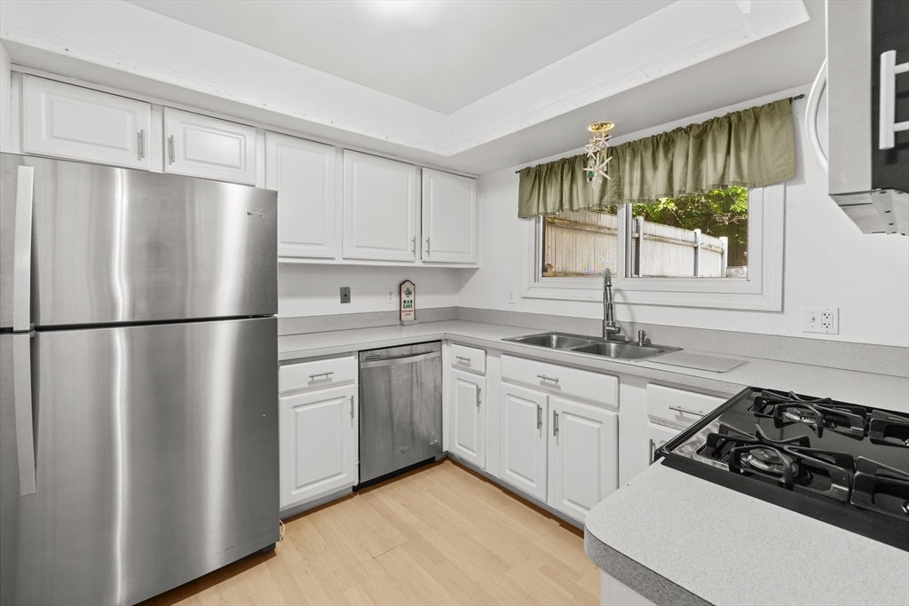 164 Greenbrook Dr #164, Stoughton, MA, 164 Greenbrook Dr #164, Stoughton, MA Photo #12