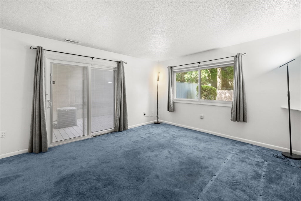 164 Greenbrook Dr #164, Stoughton, MA, 164 Greenbrook Dr #164, Stoughton, MA Photo #6
