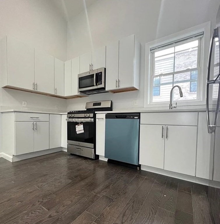 599 Broadway 3R