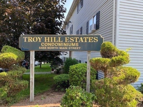 Photo of 5455 N Main St, Fall River, MA