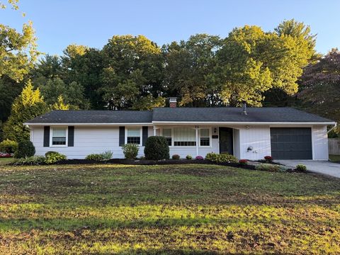 Photo of 71 Eaton Rd, Framingham, MA 01701 (MLS # 73439659)