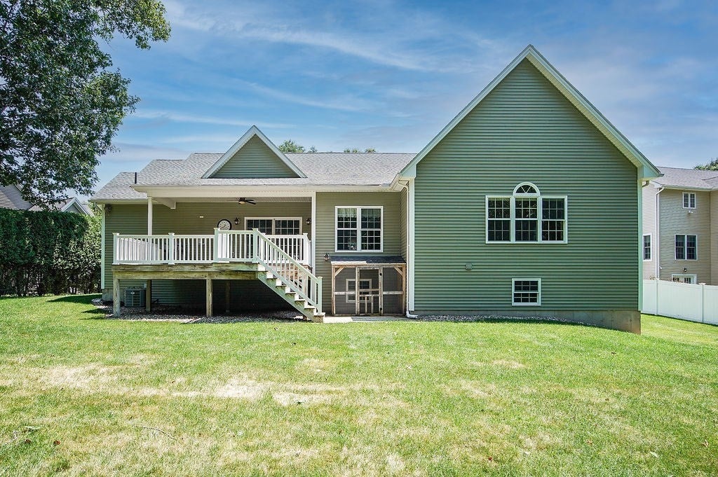 5 Red Bridge Ln