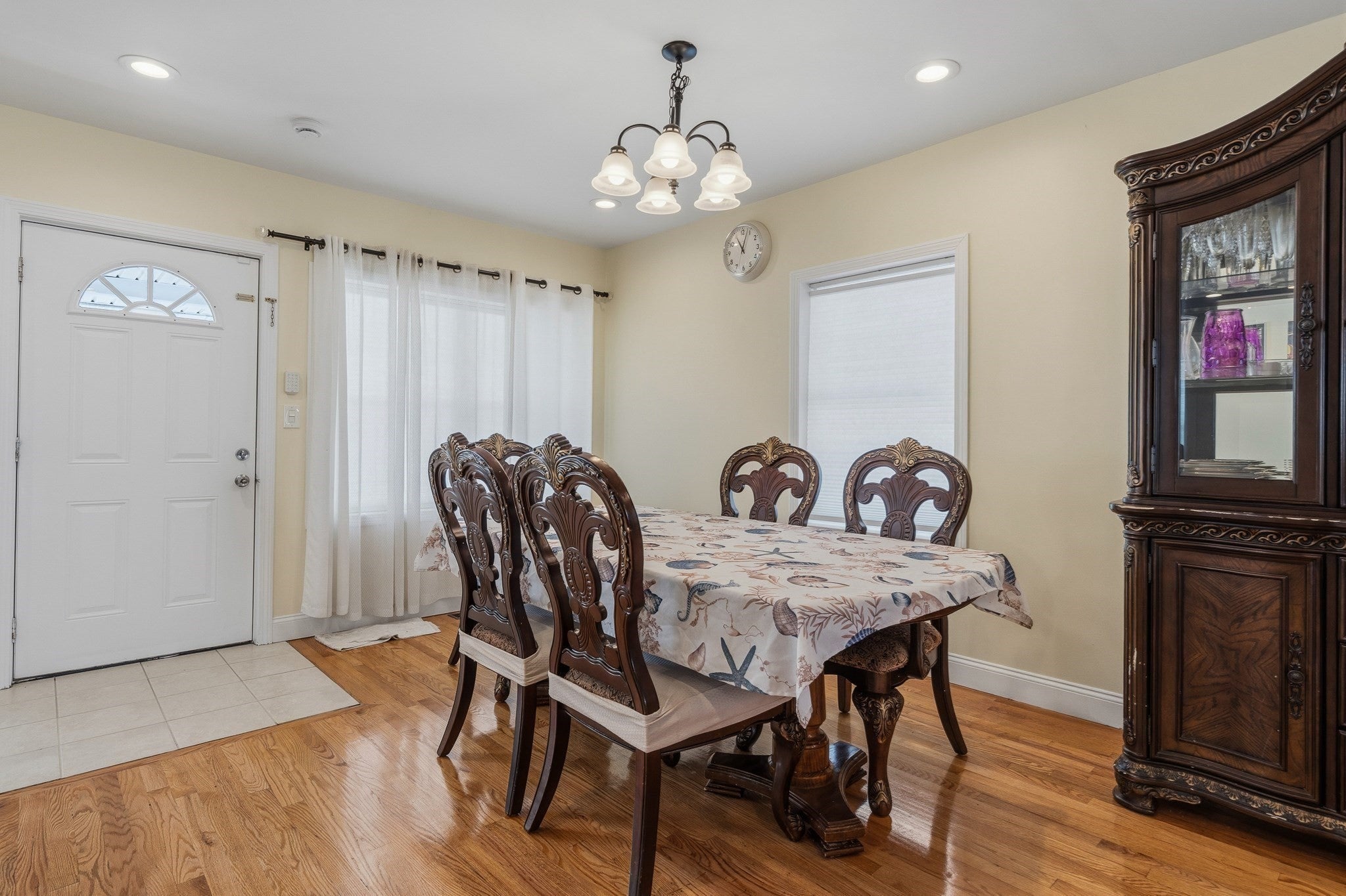 11 Blossom St, Lowell, MA, 11 Blossom St, Lowell, MA Photo #9