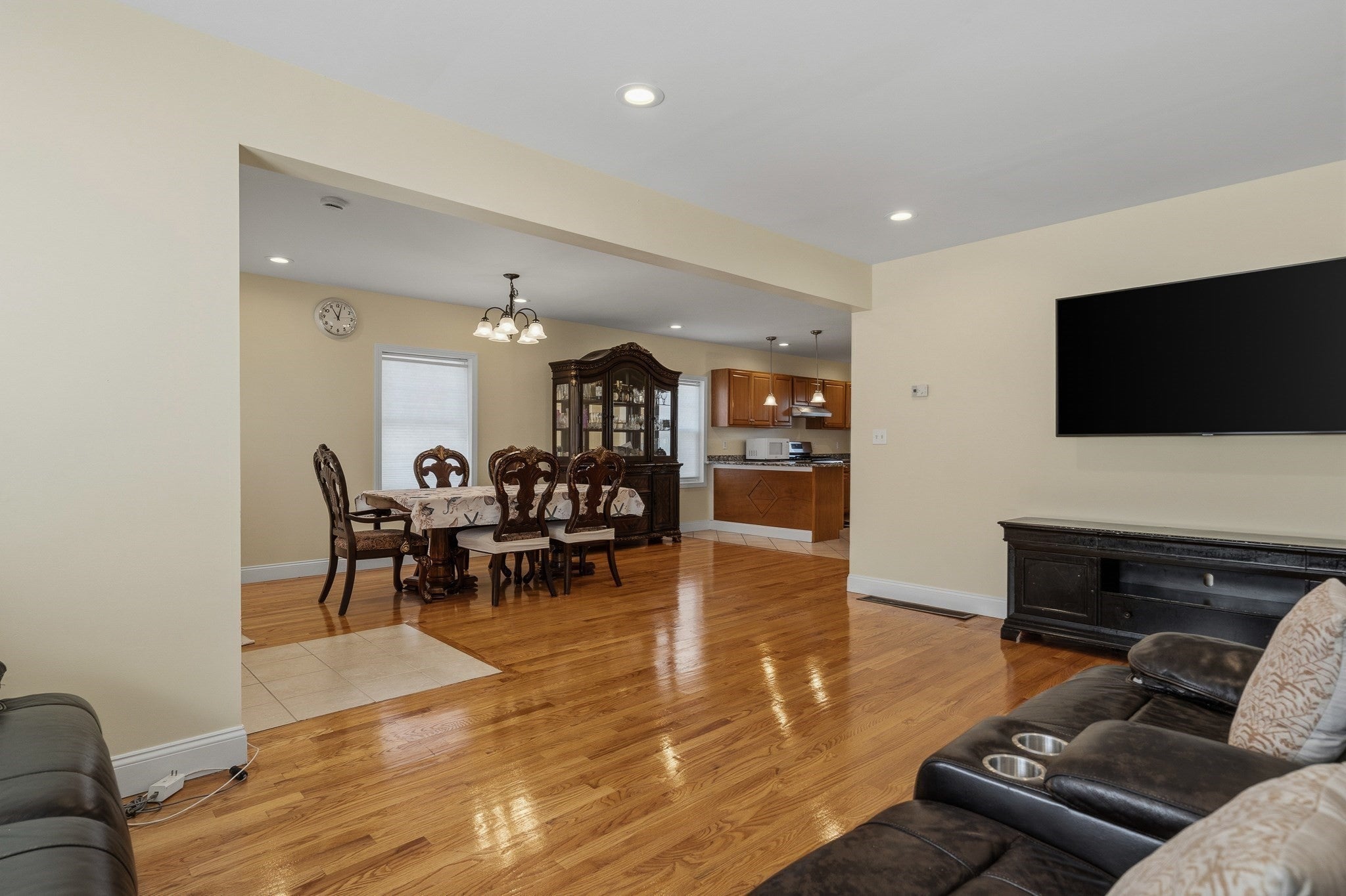 11 Blossom St, Lowell, MA, 11 Blossom St, Lowell, MA Photo #7