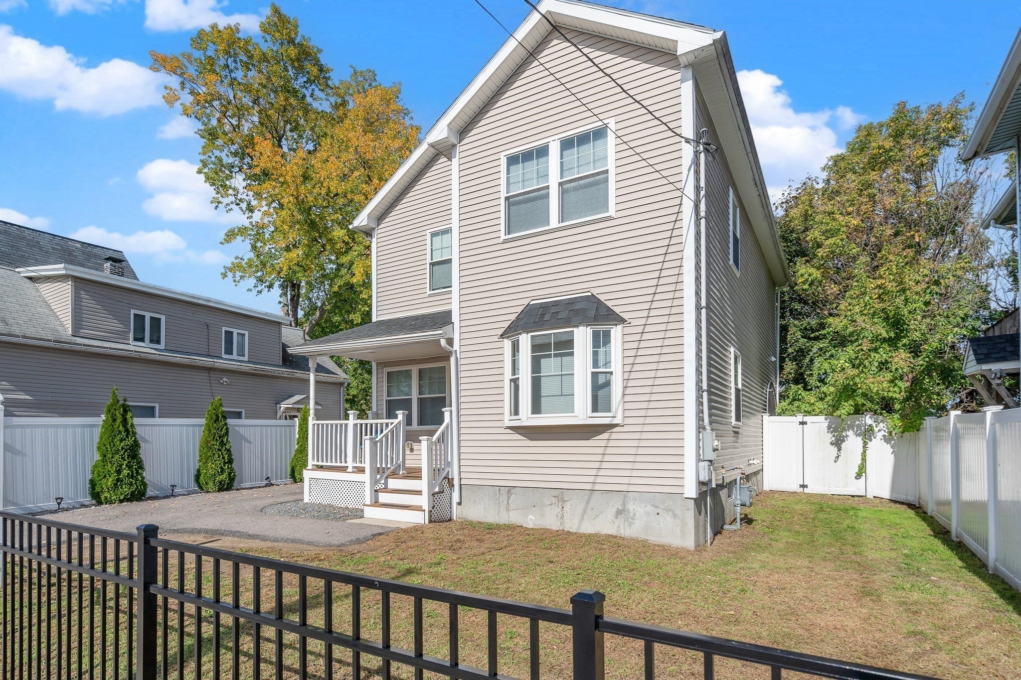 11 Blossom St, Lowell, MA, 11 Blossom St, Lowell, MA Photo #3