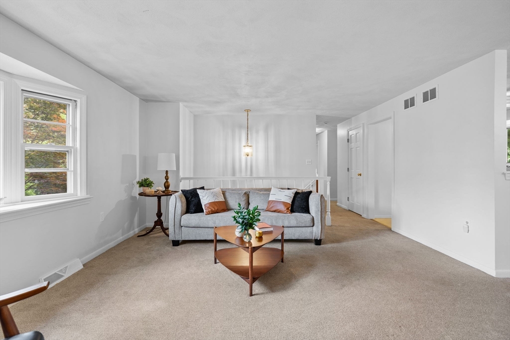 23 Eastview Ave