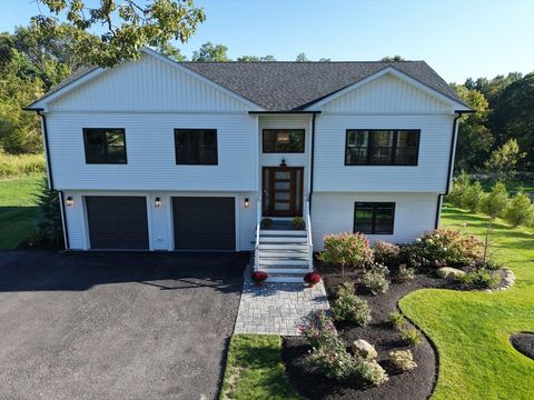 4 Byron Randall Rd Johnston RI 02919