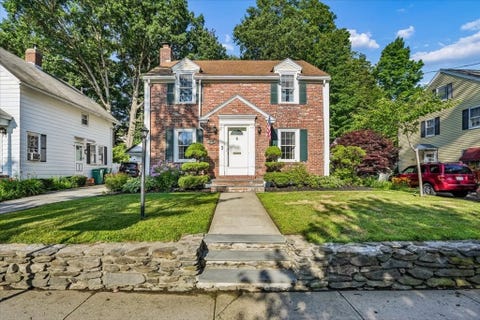 Photo of 53 Putnam Park, Fitchburg, MA 01420 (MLS # 73558193)