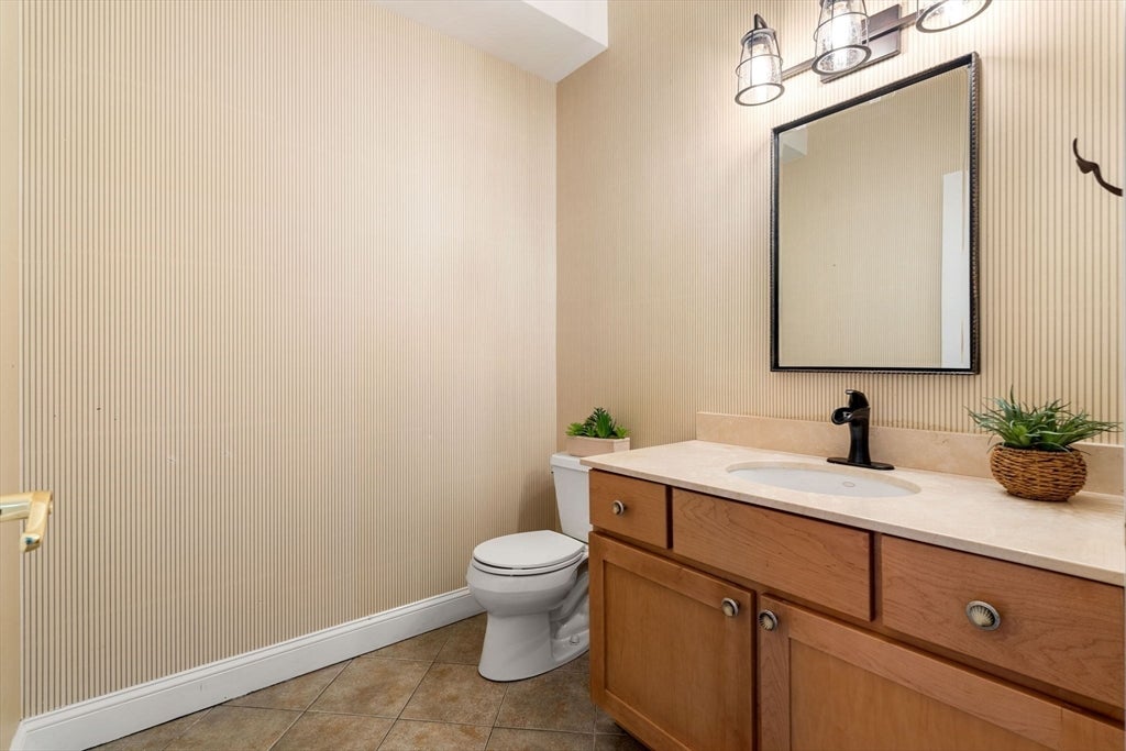 60 Merrimac St #615, Amesbury, MA Photo #18