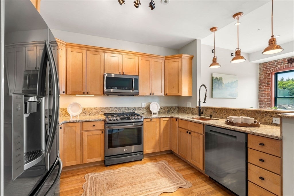 60 Merrimac St #615, Amesbury, MA Photo #9
