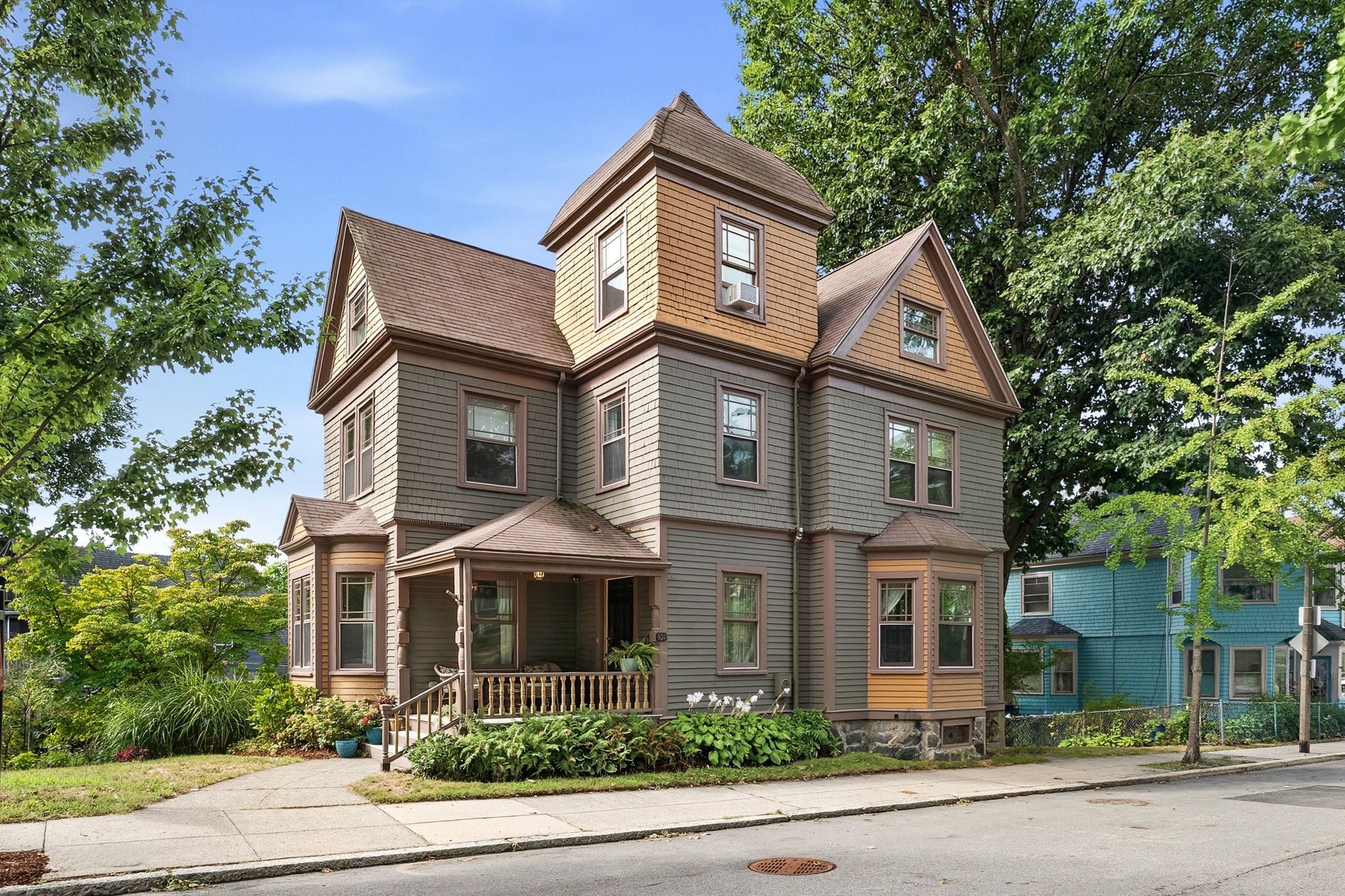 Photo of 101 Ashmont St, Boston, MA