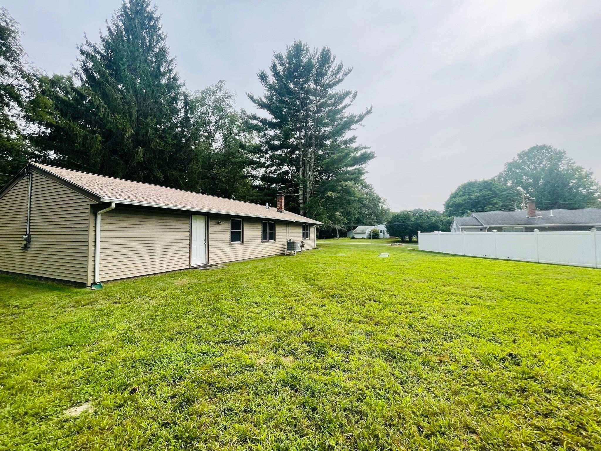 597 Old Warren Rd