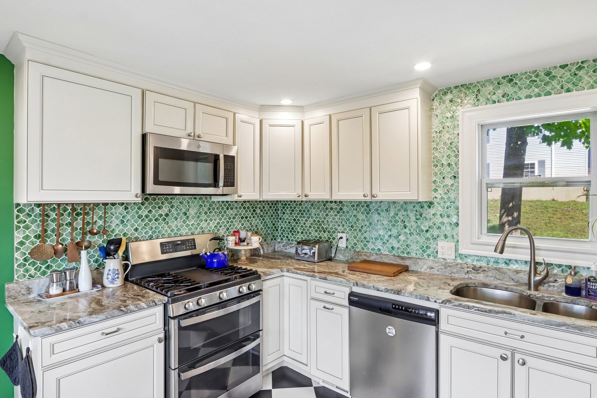 43 Adams ST, Haverhill, MA, 43 Adams ST, Haverhill, MA Photo #17