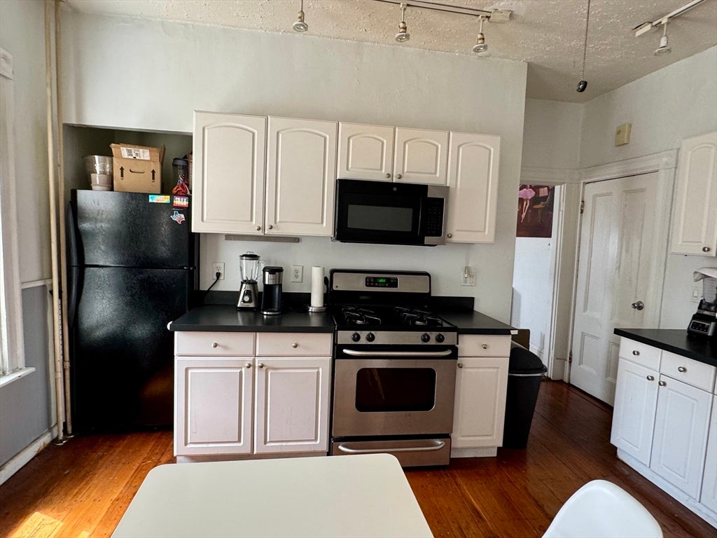 172 Putnam Street #2, Boston, MA Photo #5