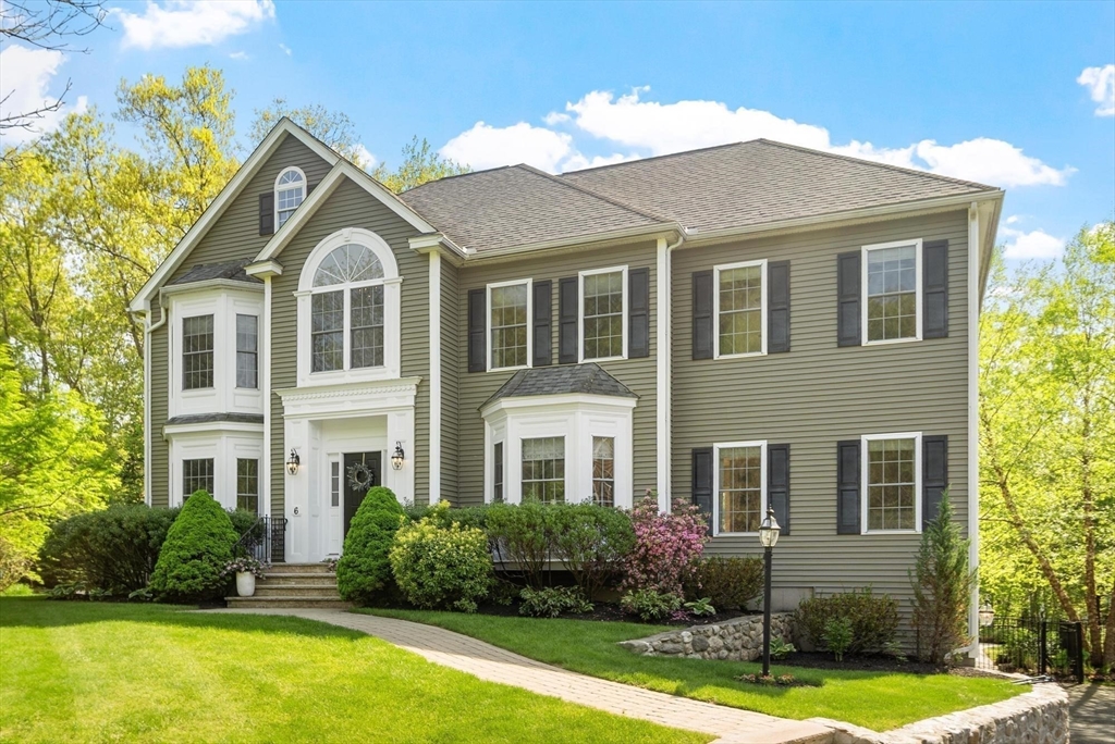6 Cabot Court