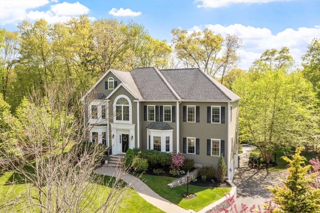6 Cabot Court