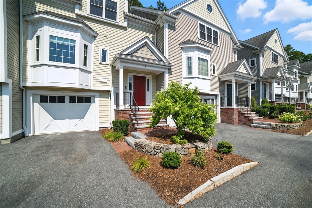 12 Murray Ave 18