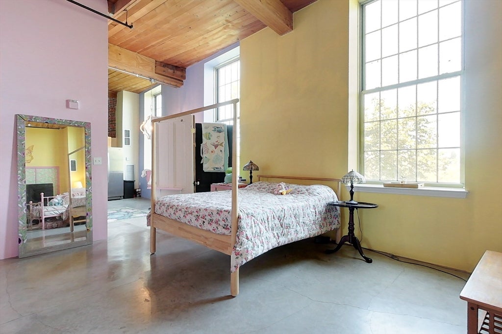 35 Riverwalk Way #R222, Lowell, MA Photo #5