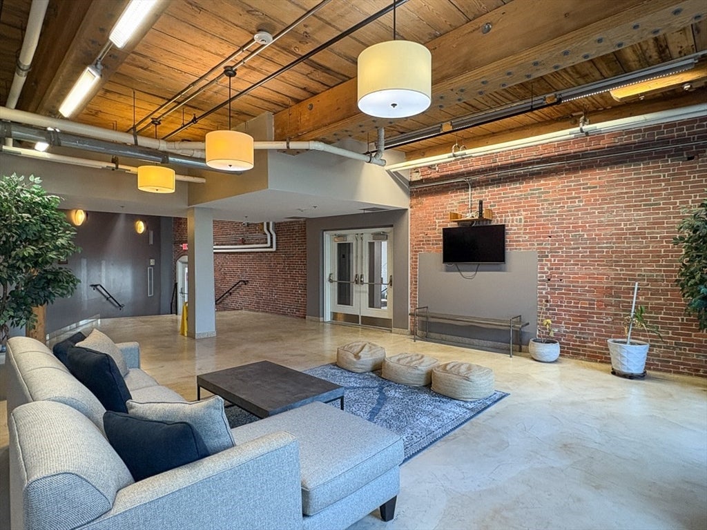 35 Riverwalk Way #R222, Lowell, MA Photo #18