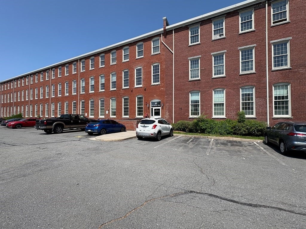 35 Riverwalk Way #R222, Lowell, MA Photo #21