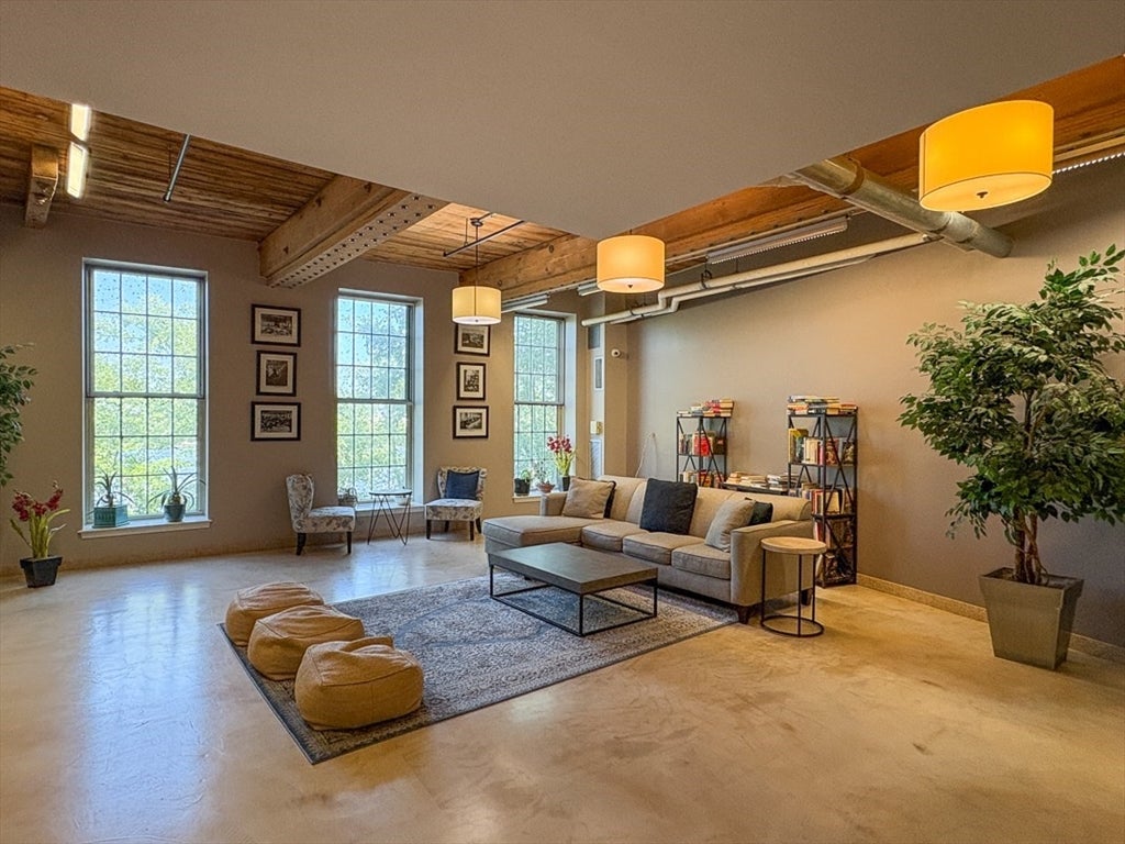 35 Riverwalk Way #R222, Lowell, MA Photo #17
