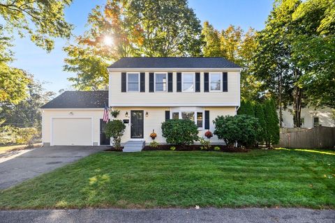 8 Howard Ave Foxboro MA 02035