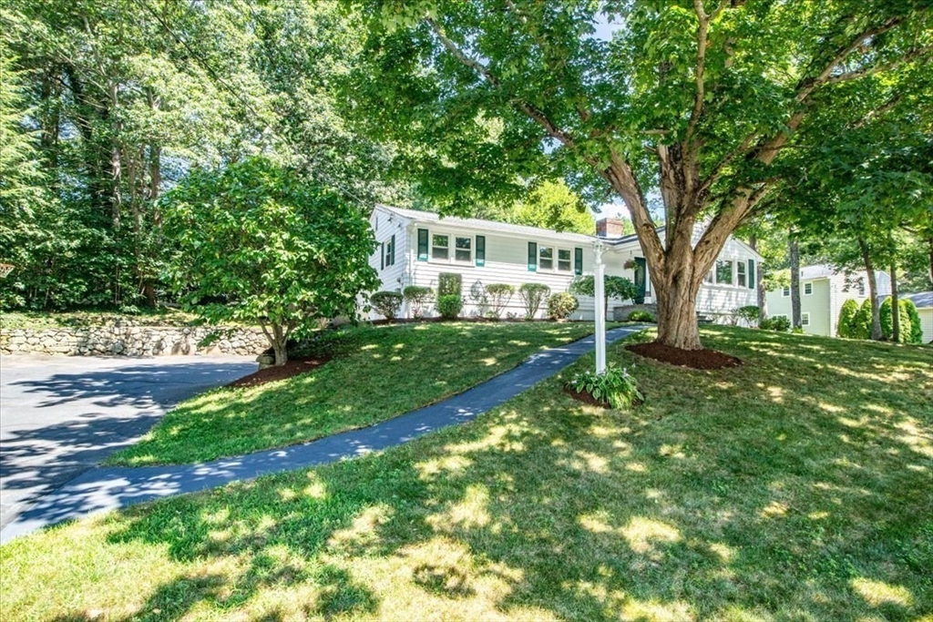 9 Wildwood Dr
