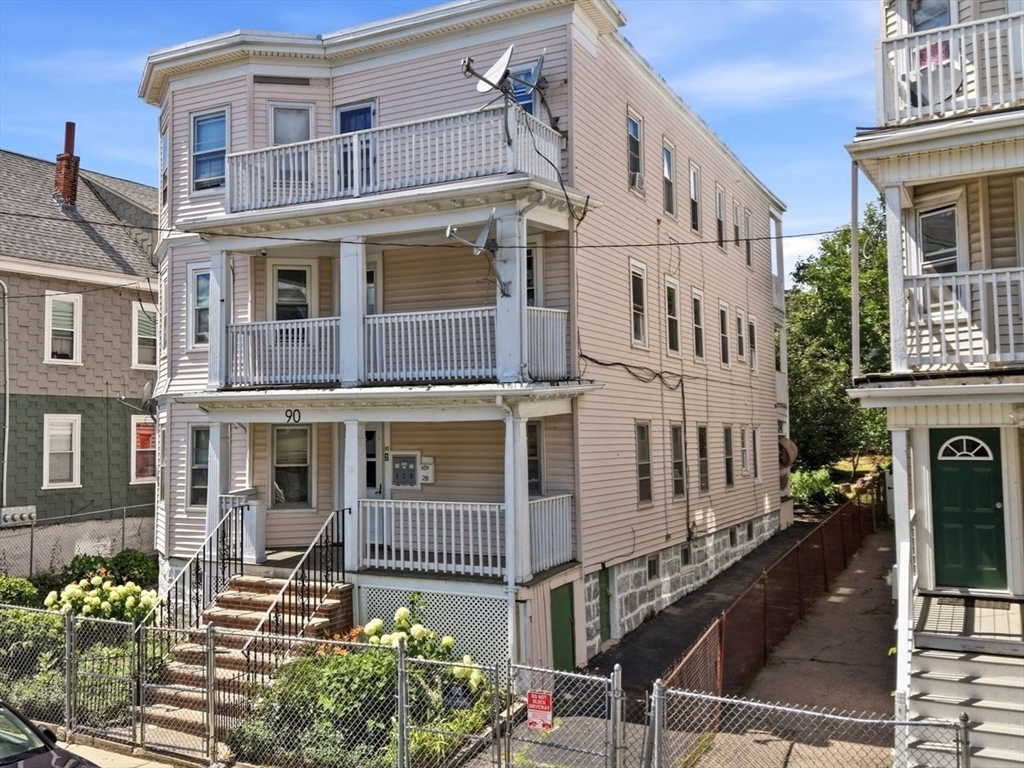 90 Homes Ave