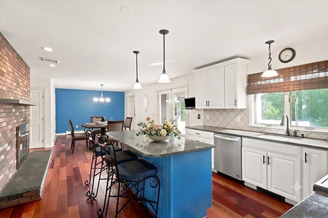 24 Uptack Rd, Groveland, MA Photo #8